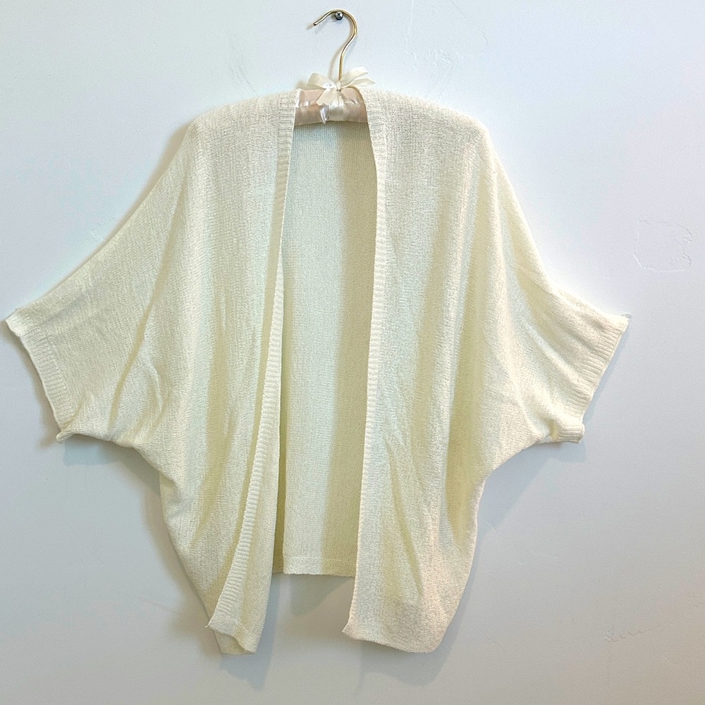 eesome Cream Open-Front Batwing Sweater Shrug, Acrylic/ Nylon Size Small